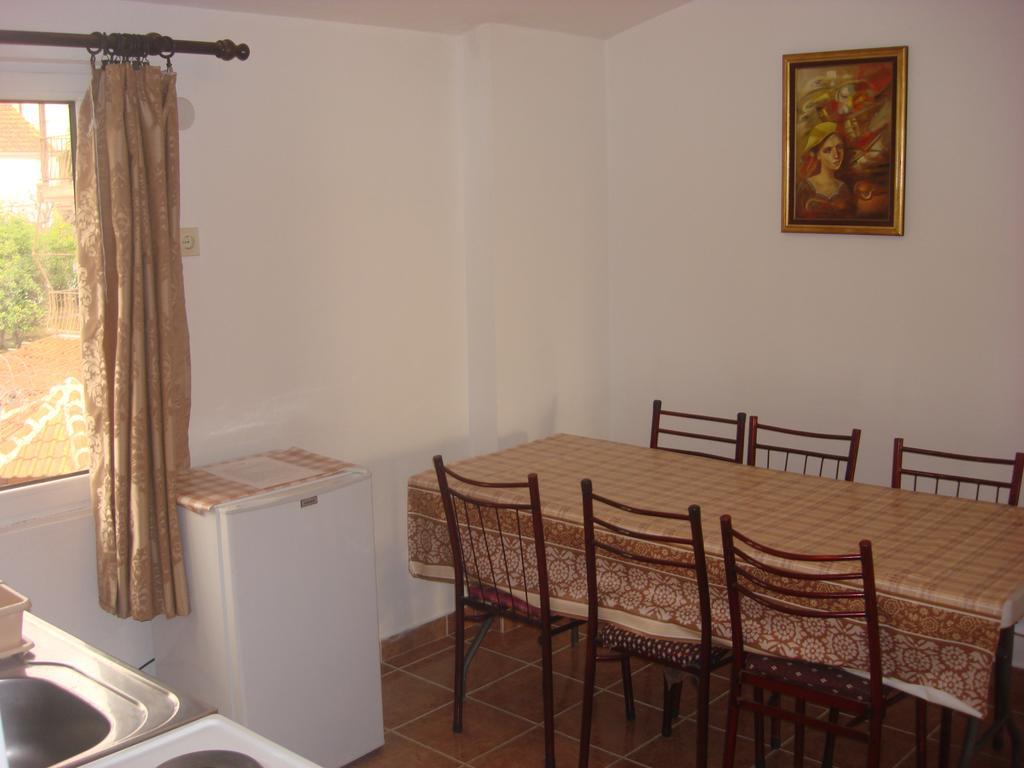 Apartments Kalamperovic Bar Quarto foto